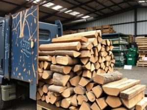 Дрова от производителя с доставкой: как купить не сгорев и не переплатив