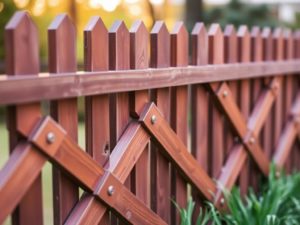 Как правильно выбрать забор: практическое руководство, чтобы не ошибиться